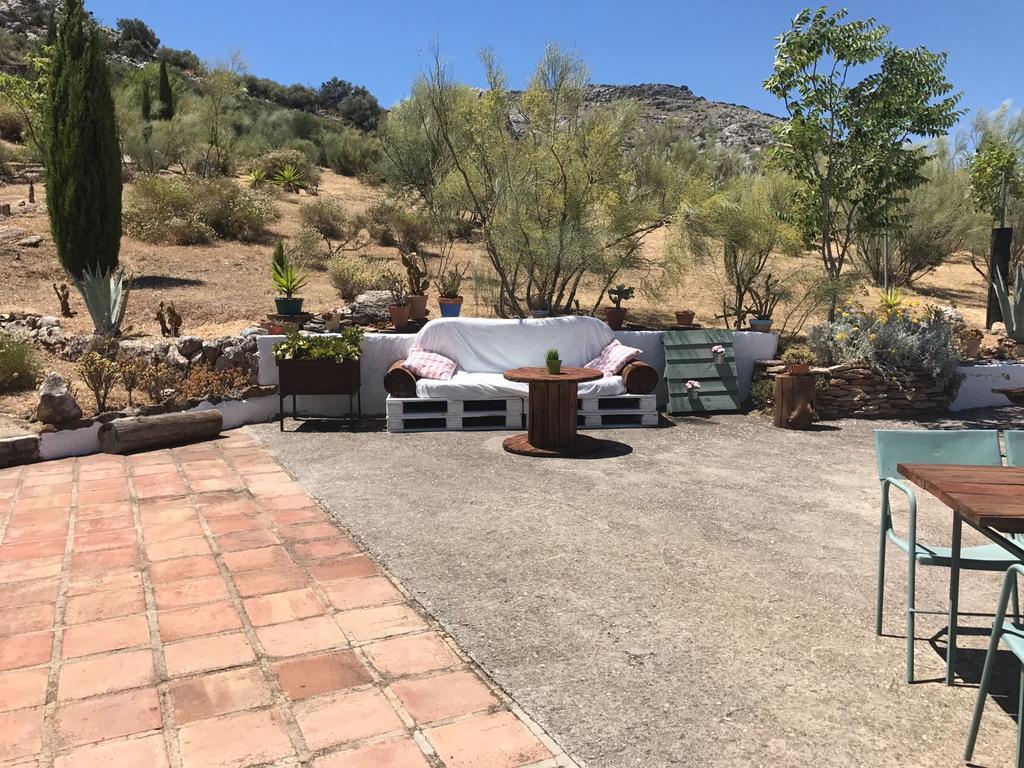 Cortijo Nuevo Alojamiento Rural Cuevas del Becerro Dış mekan fotoğraf